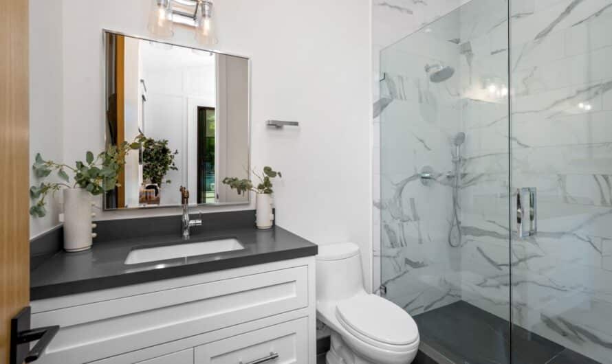 Rénover une salle de bain de petite taille : astuces pour gagner de l’espace